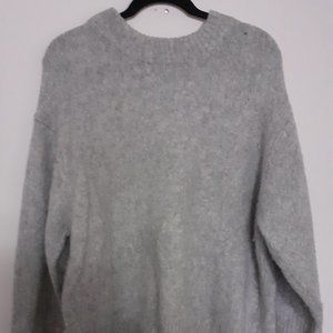 ZARA KNIT SWEATER small size used